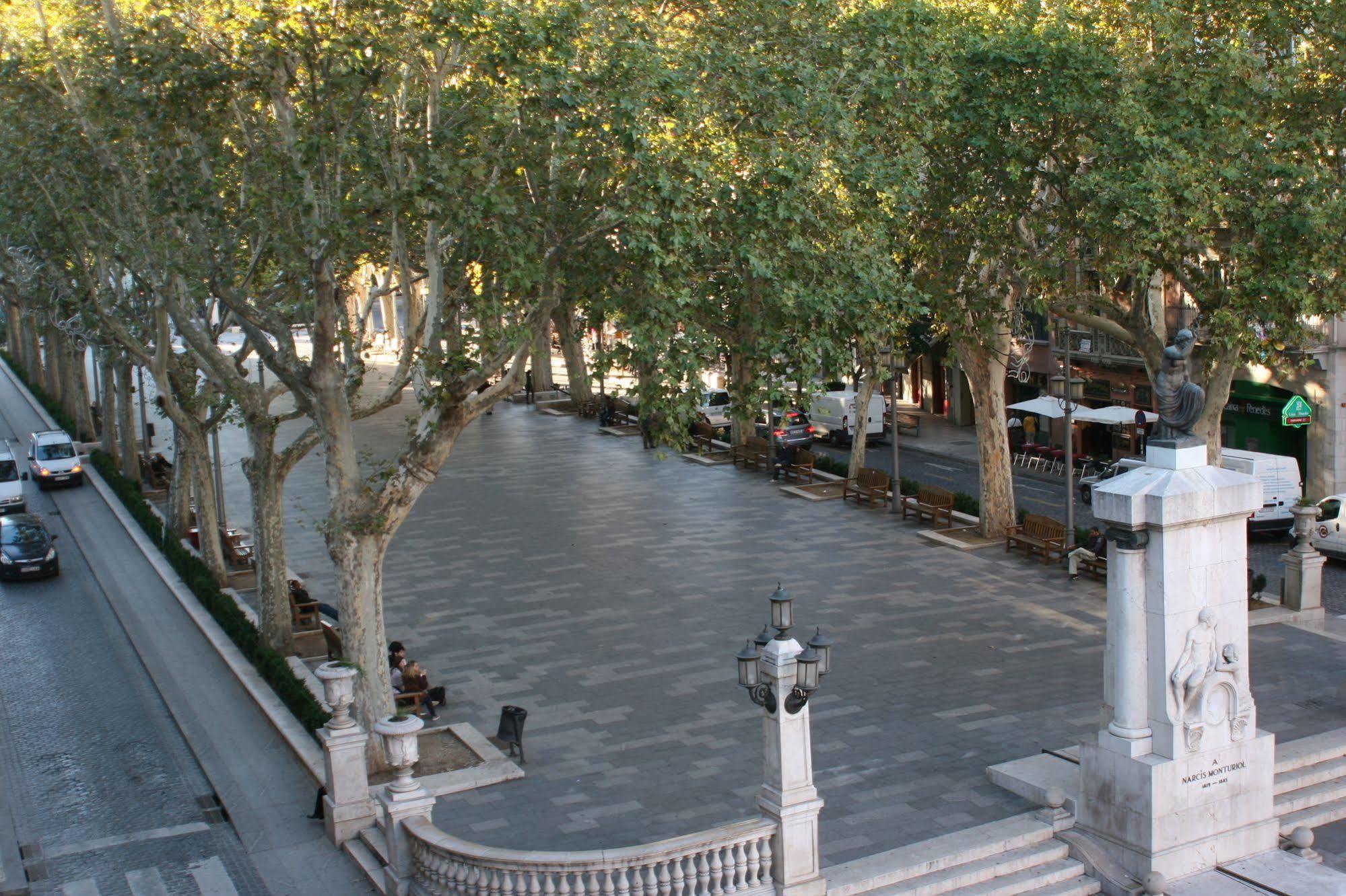 Hotel Rambla Figueres 외부 사진