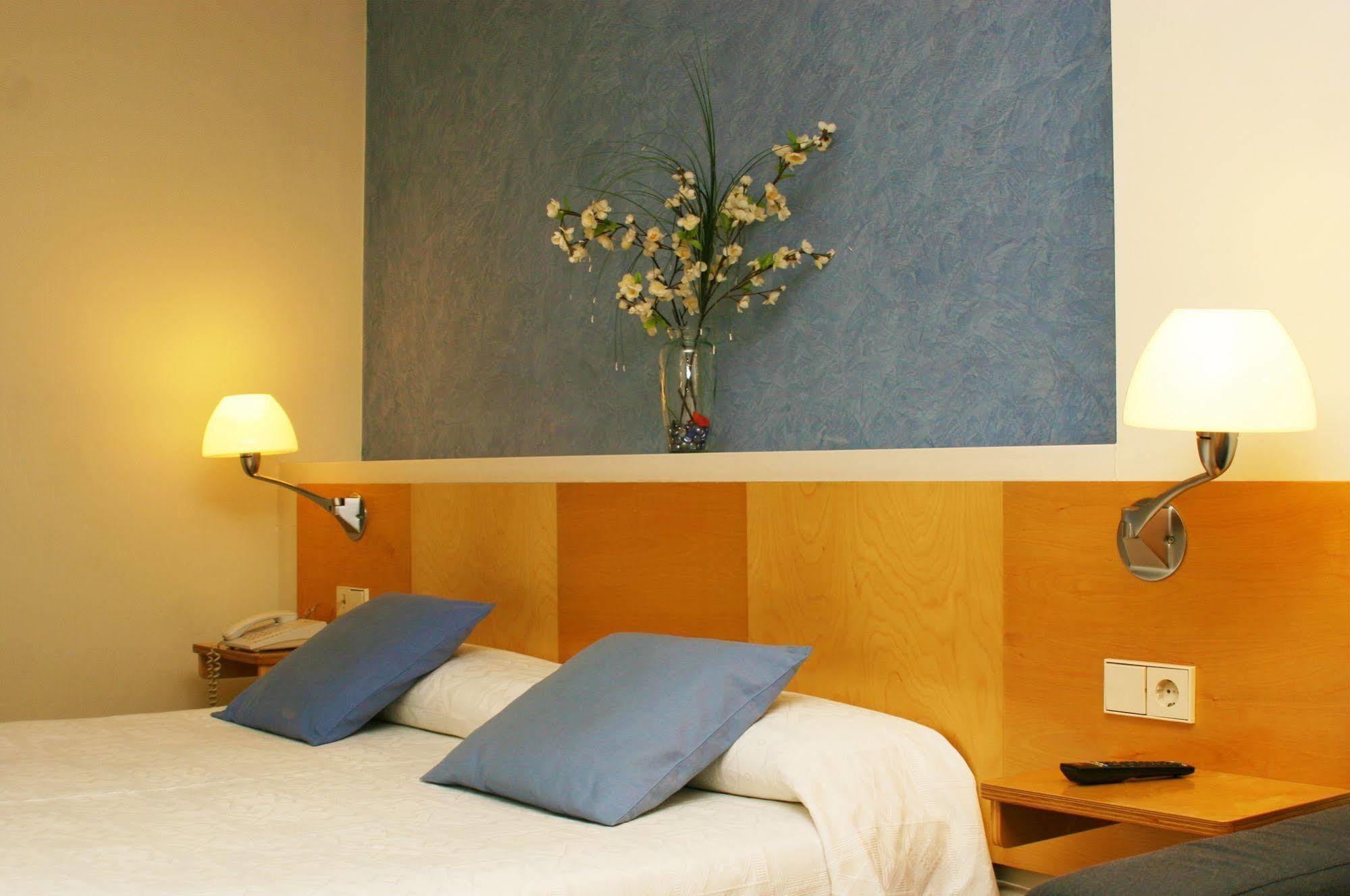 Hotel Rambla Figueres 외부 사진