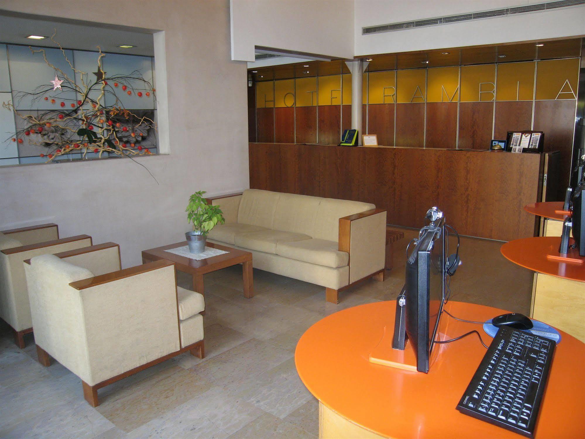 Hotel Rambla Figueres 외부 사진